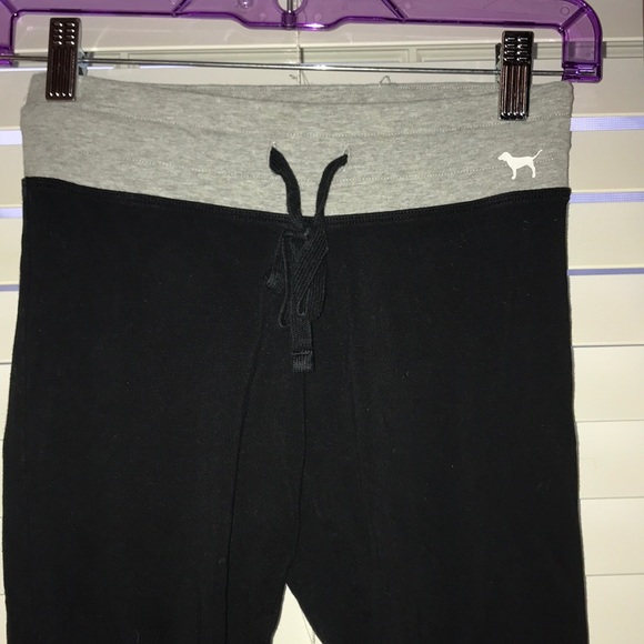 PINK Victoria's Secret Pants - Victoria’s Secret extra small leggings❗️❗️